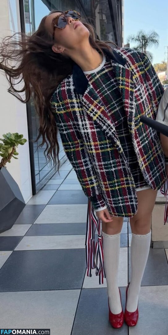 Laufey Lin / laufey Nudo OnlyFans  Foto trapelata #147