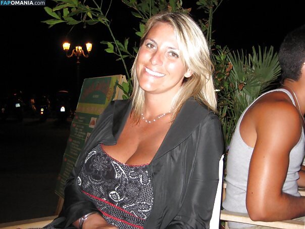 Laura Leonardi / lalaparis06 Nudo OnlyFans  Foto trapelata #26