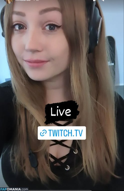 Lauraa / infamous-albino / lauraa.gy / yourxgirlxnextdoor Nudo OnlyFans  Foto trapelata #6