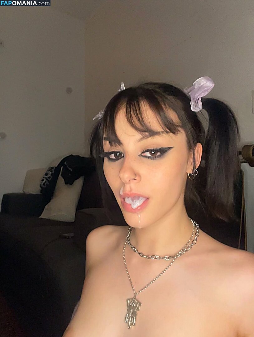 harleysbathwater / hazel_nuts666 / lavenderhayz / lavenderhazecreations Nudo OnlyFans  Foto trapelata #13