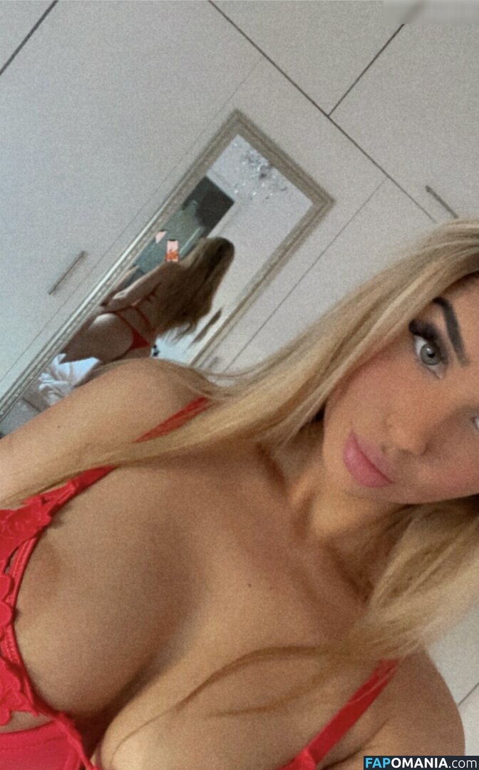 Lena Mary / ballermann_lena / marylena / misses_mary Nudo OnlyFans  Foto trapelata #12
