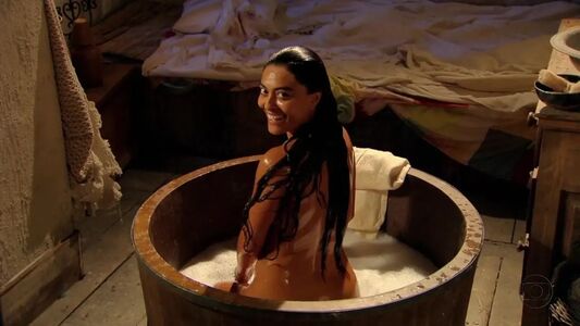 LeticiaGuimaraesRainha