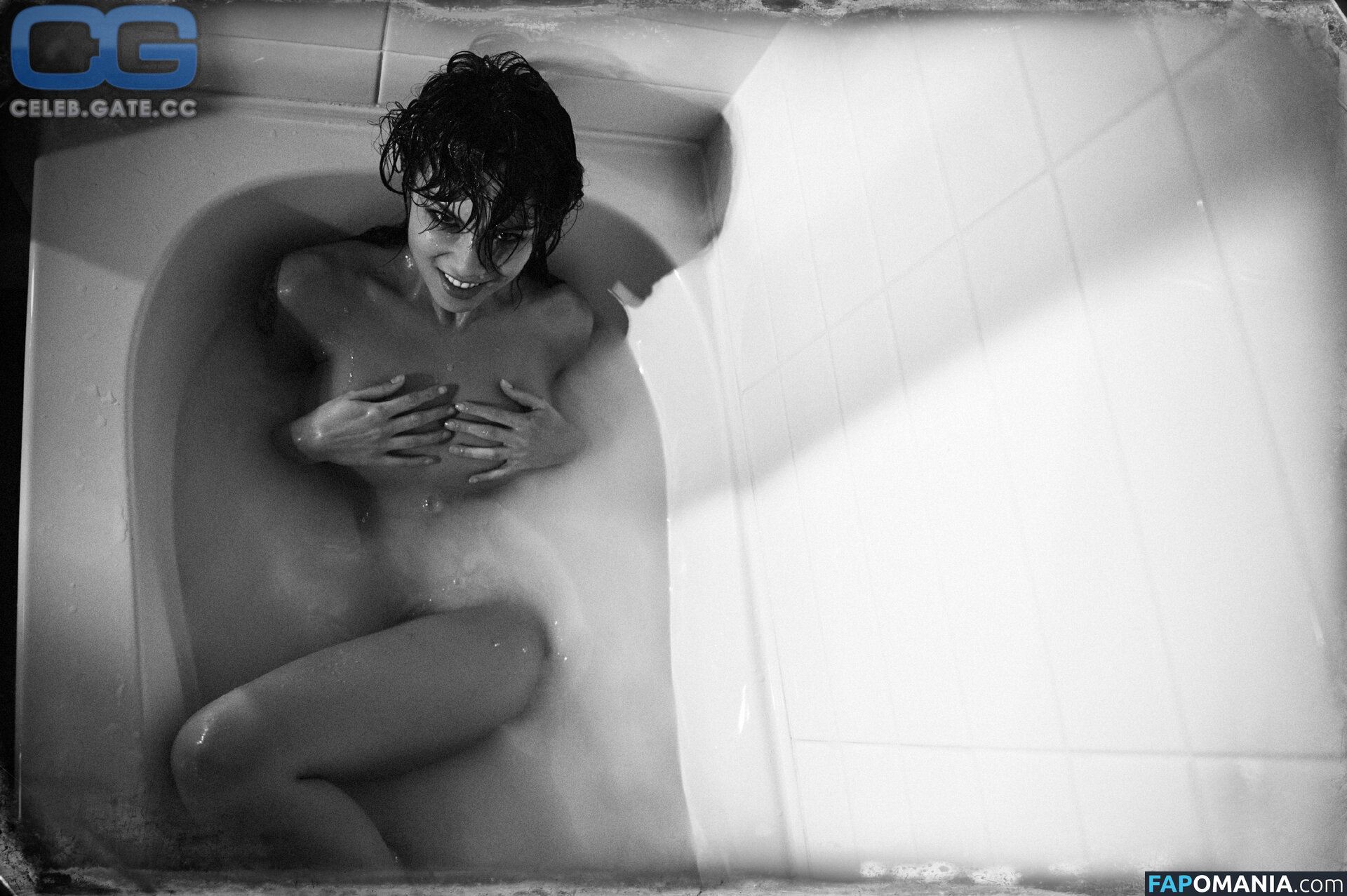 Lexa Doig Nudo OnlyFans  Foto trapelata #7