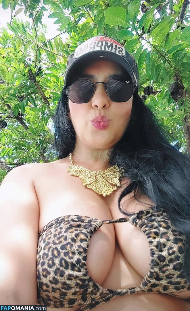 Lia Castro / liacastro747 Nudo OnlyFans  Foto trapelata #1