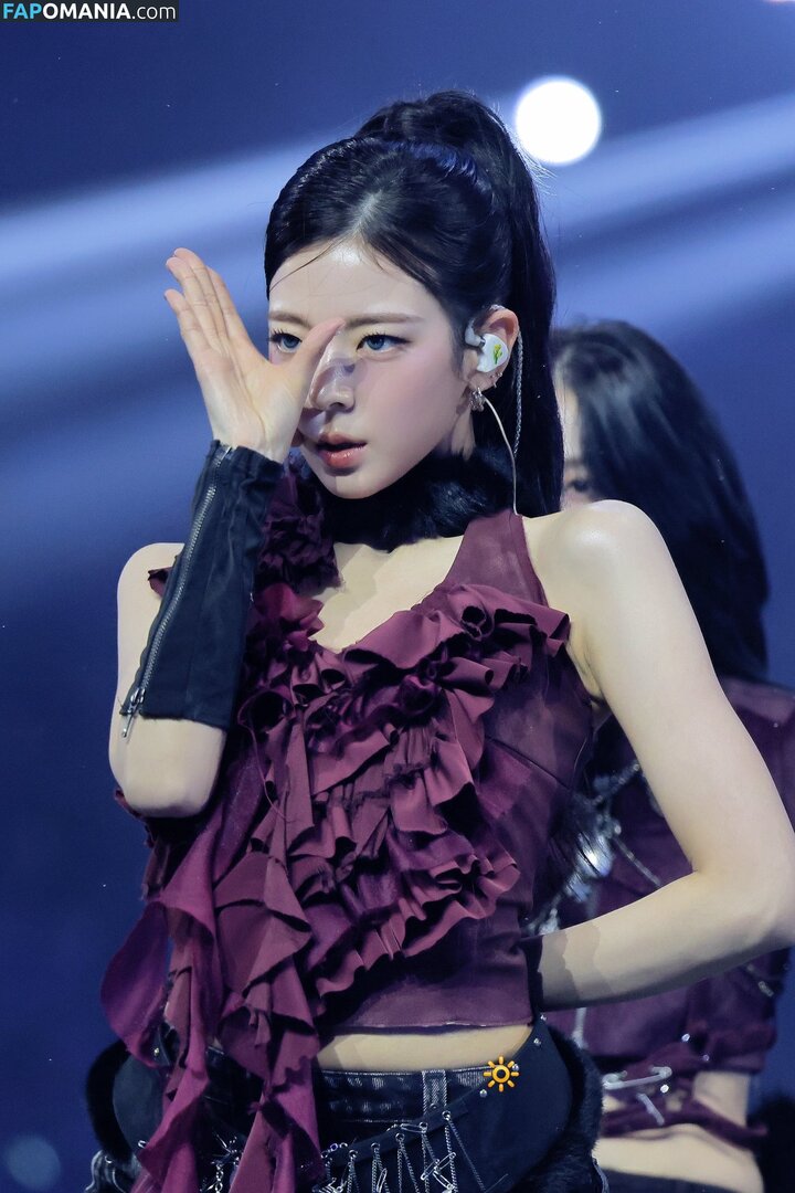 Choi Ji-su / ITZY / lia_loves___ / 최지수 Nudo OnlyFans  Foto trapelata #1