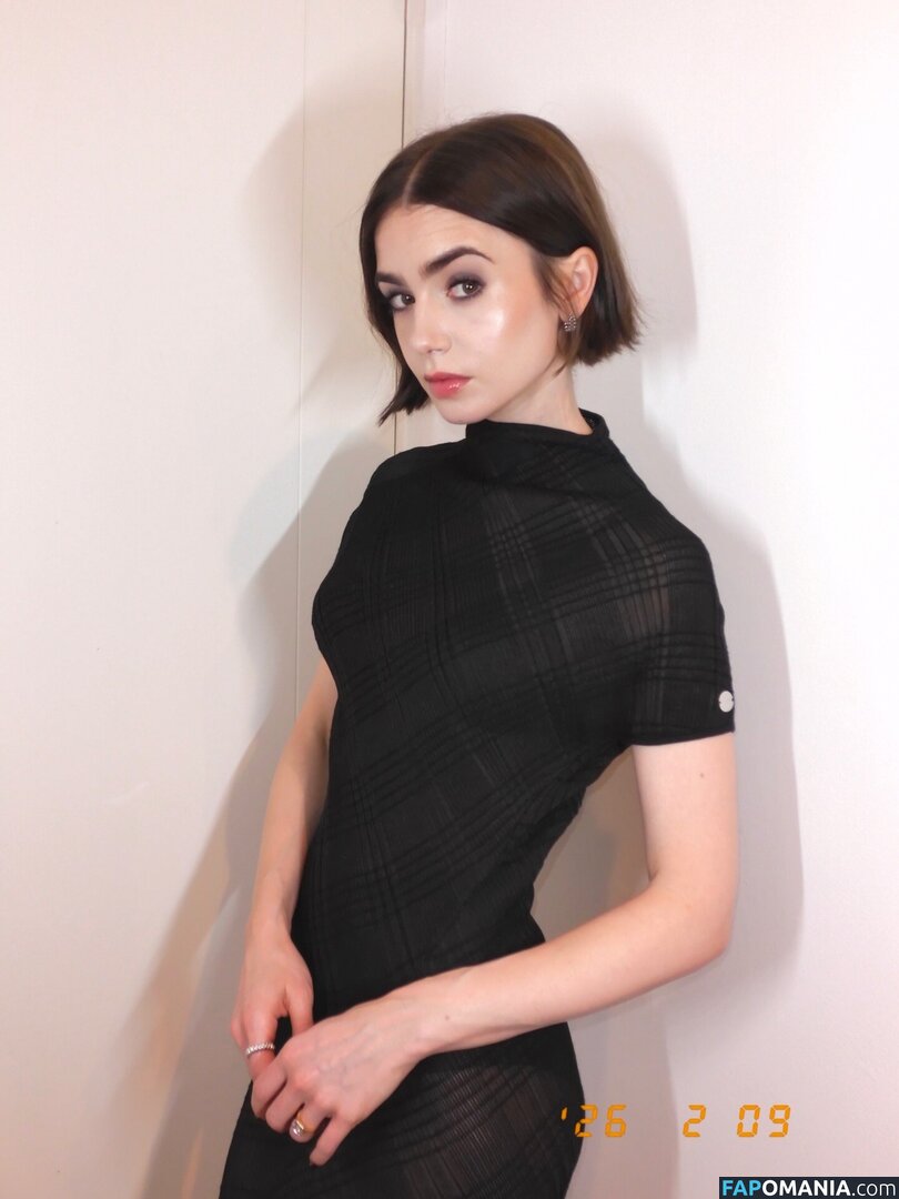 Lily Collins / lily_collins / lilyjcollins Nudo OnlyFans  Foto trapelata #504