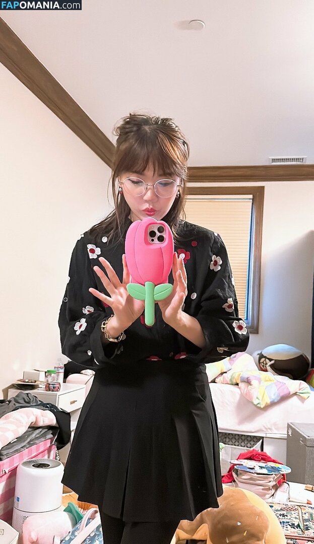 LilyPichu / onlysaber Nudo OnlyFans  Foto trapelata #359