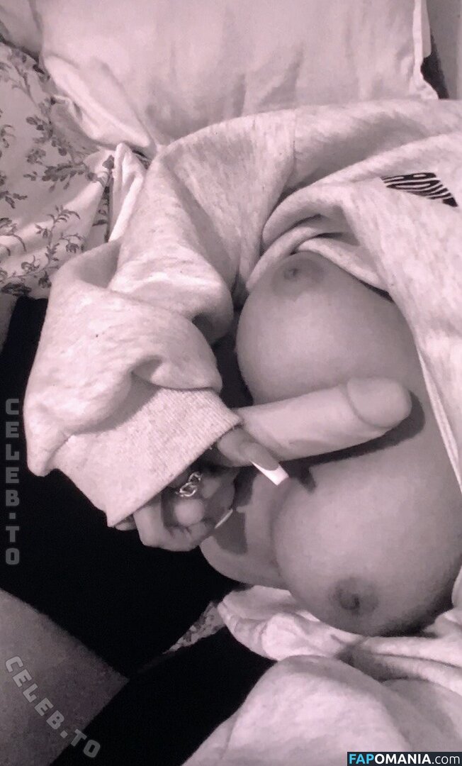 Lina.vey / Linav.ey Nudo OnlyFans  Foto trapelata #1