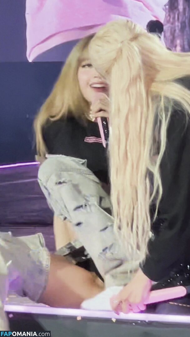 Lisa Blackpink Nudo OnlyFans  Foto trapelata #273
