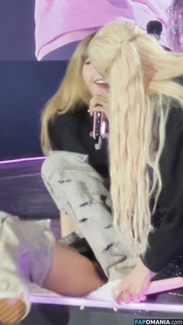 Lisa Blackpink Nudo OnlyFans  Foto trapelata #276