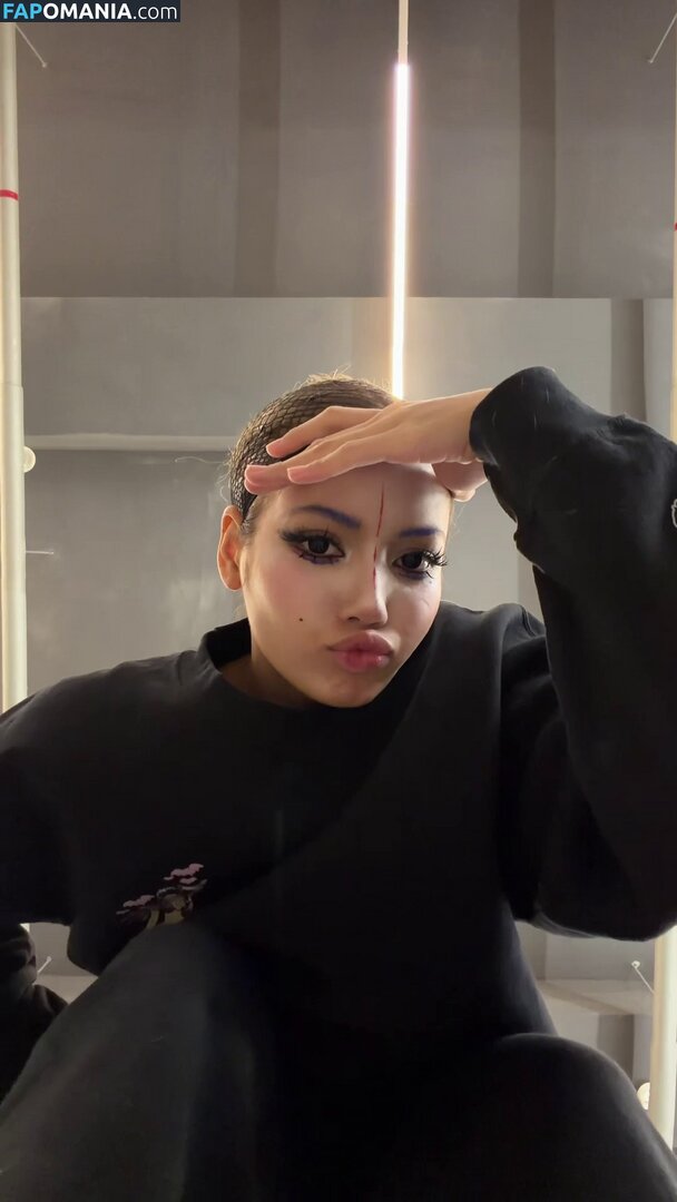 Lisa Blackpink Nudo OnlyFans  Foto trapelata #278