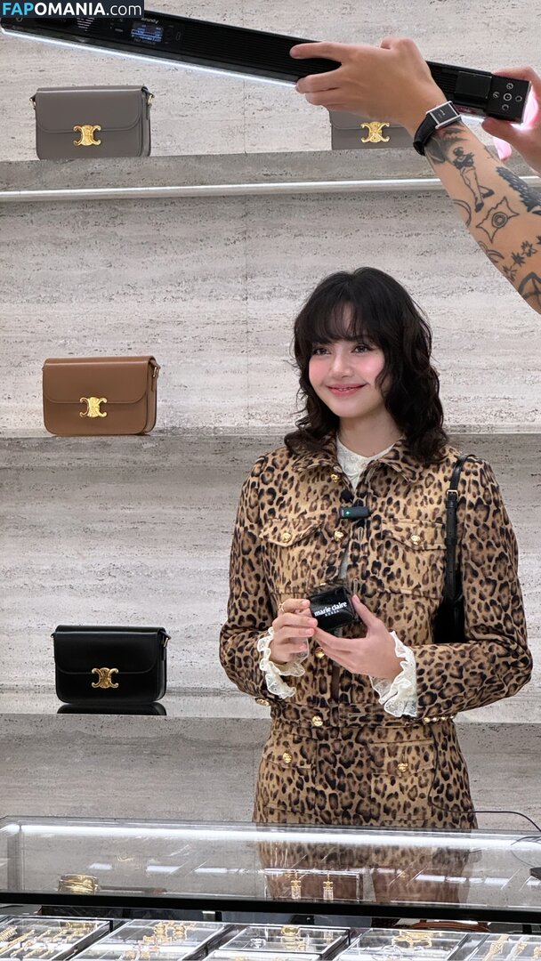 Blackpink / Lisa / lalalalisa_m / lisaamane Nudo OnlyFans  Foto trapelata #243