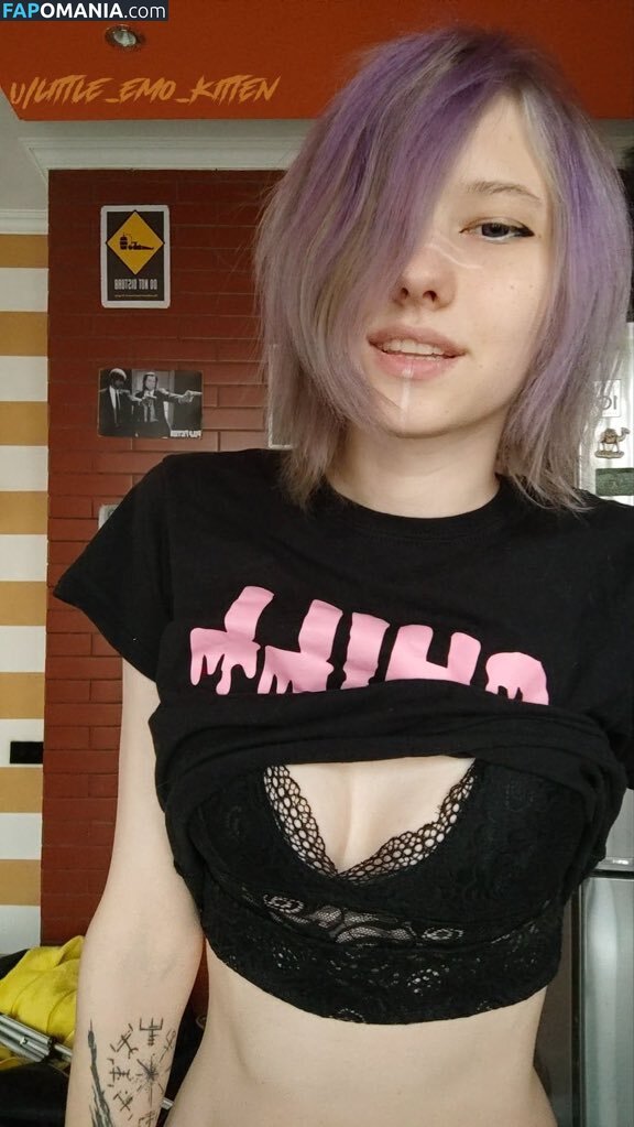 daddys_emo_girl / justemokitten / little_emo_kitten Nudo OnlyFans  Foto trapelata #1210