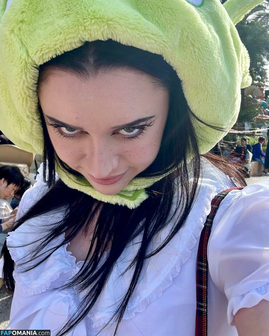 Liv Bevan / LivBev / livscopes Nudo OnlyFans  Foto trapelata #1