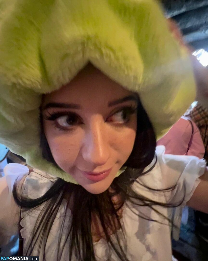 Liv Bevan / LivBev / livscopes Nudo OnlyFans  Foto trapelata #2