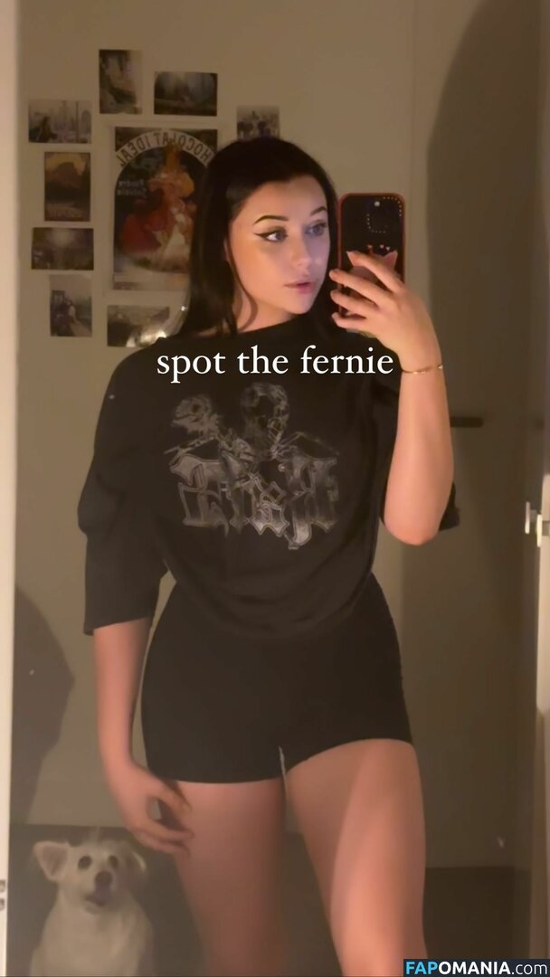 Liv Bevan / LivBev / livscopes Nudo OnlyFans  Foto trapelata #6