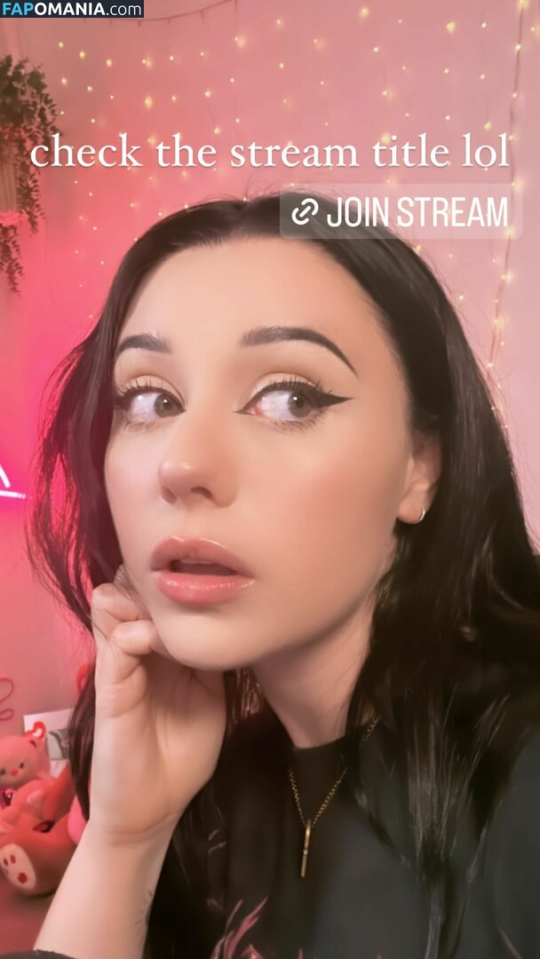 Liv Bevan / LivBev / livscopes Nudo OnlyFans  Foto trapelata #74