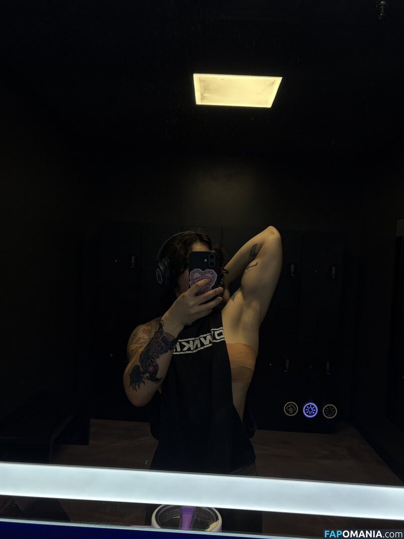 lockerroomangel / reel Nudo OnlyFans  Foto trapelata #1