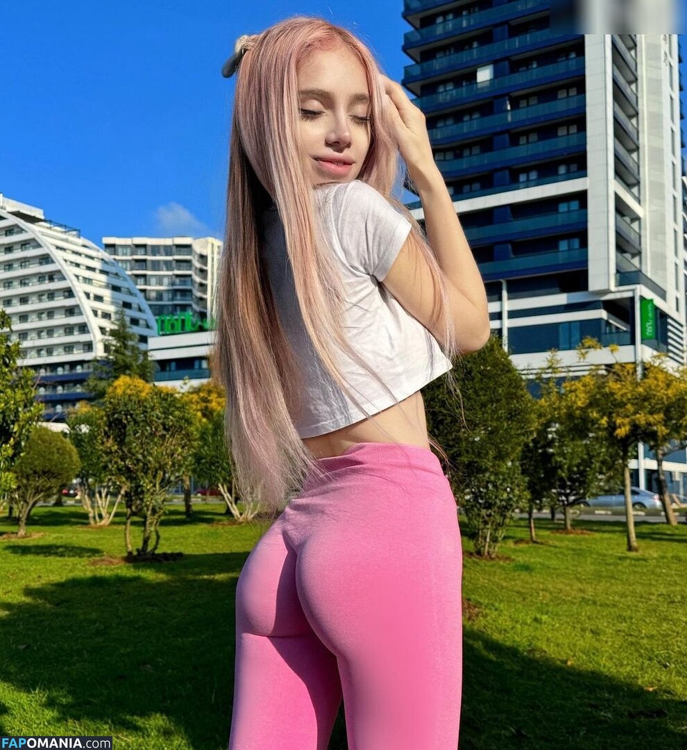 Belaofficial / LoLiBela / lolibela_2 / lovebela Nudo OnlyFans  Foto trapelata #42