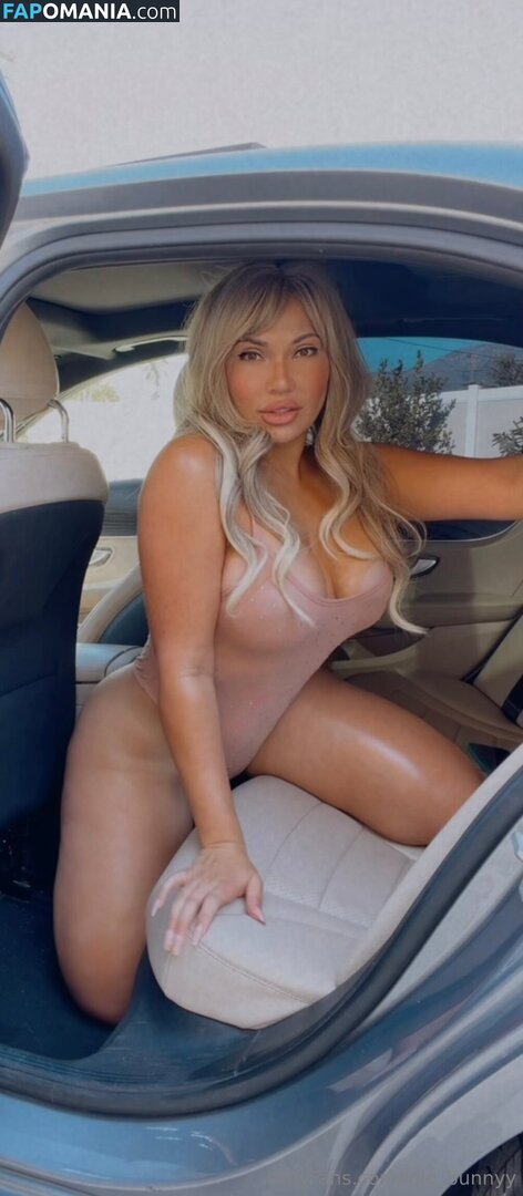 Lopera Lopez / lolo__bunnyy / lolobuns Nudo OnlyFans  Foto trapelata #1