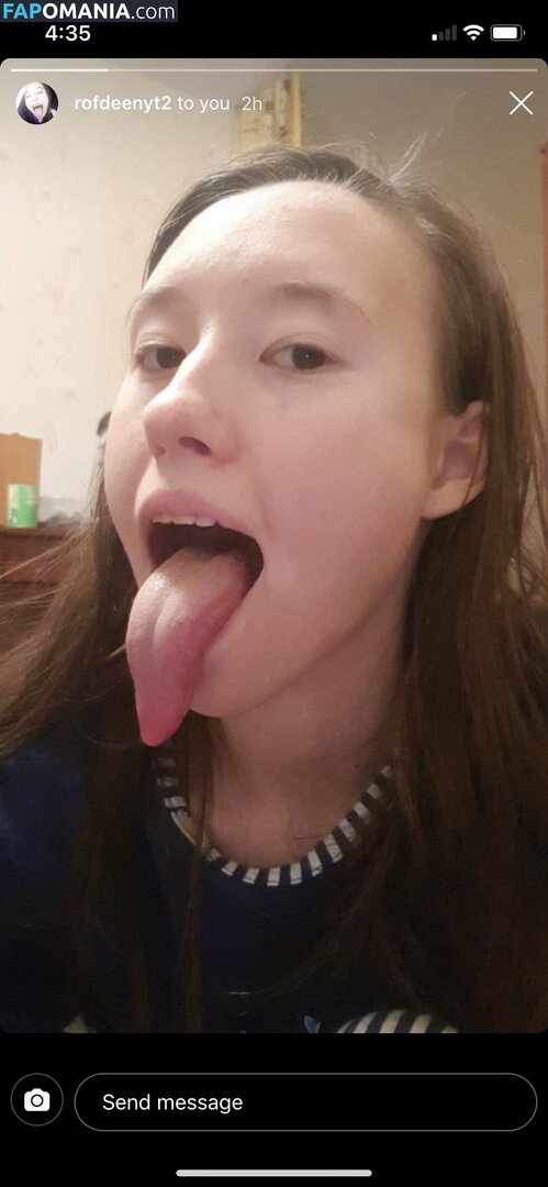 Long Tongue Fetish / _longtonguelewis / diqueentongue / longtonguelewis Nudo OnlyFans  Foto trapelata #245