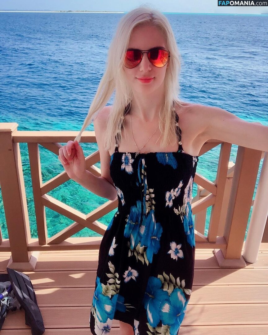 Lory / loorybbyg / vinoogeile Nudo OnlyFans  Foto trapelata #3