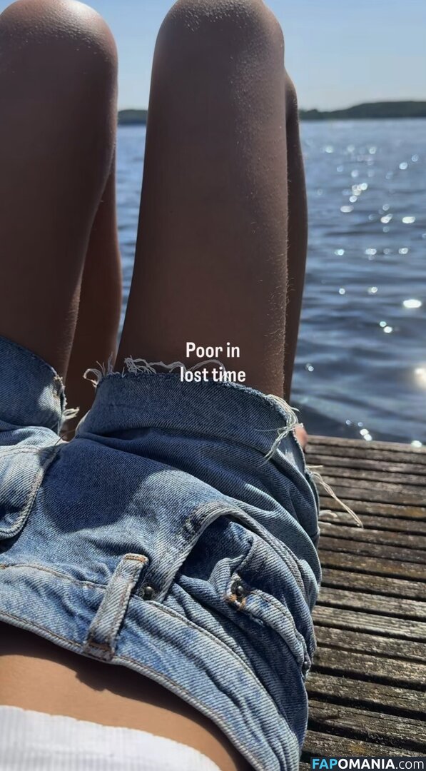 Lotta Emilie Stichler / lottastichler Nudo OnlyFans  Foto trapelata #14