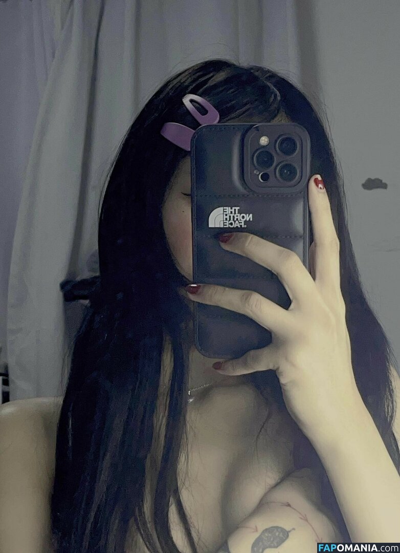 Lilith / Lou Aenlle / llthidk Nudo OnlyFans  Foto trapelata #97