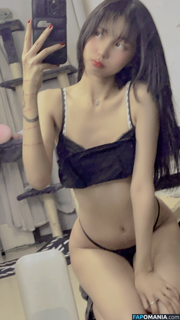 Lilith / Lou Aenlle / llthidk Nudo OnlyFans  Foto trapelata #99
