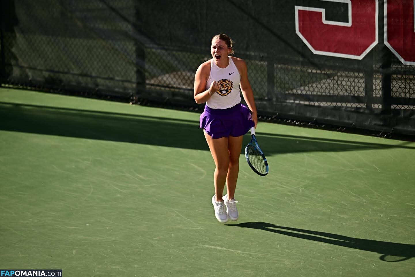 Lsu woman tennis Nudo OnlyFans  Foto trapelata #4