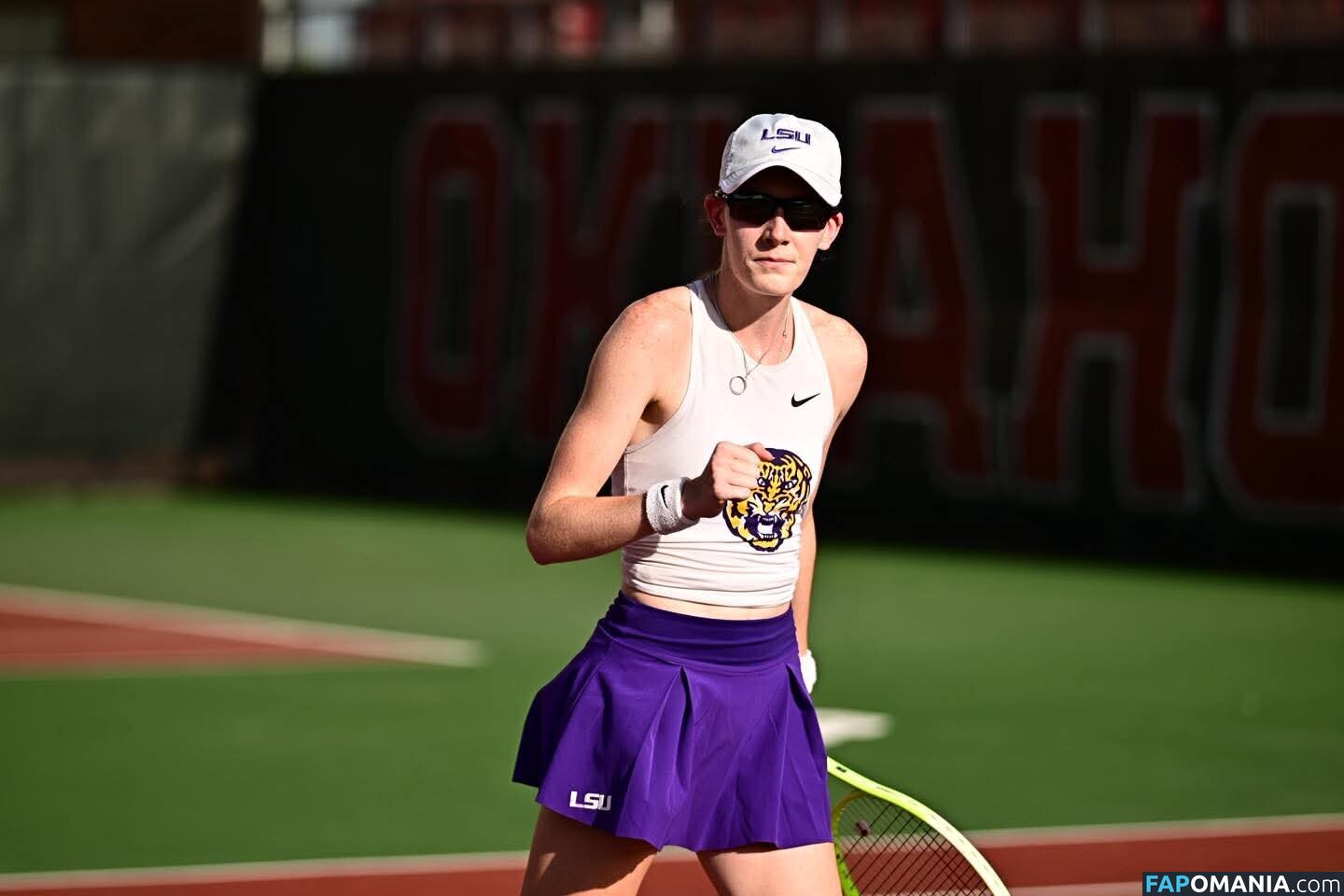 Lsu woman tennis Nudo OnlyFans  Foto trapelata #6