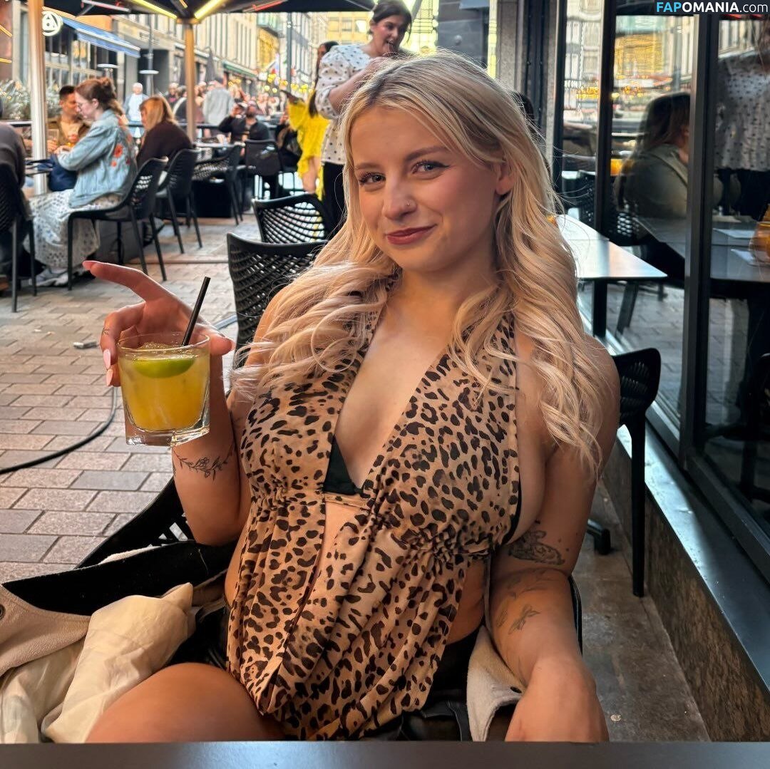 luceoliviaxo / lucyxoliviaa Nudo OnlyFans  Foto trapelata #5
