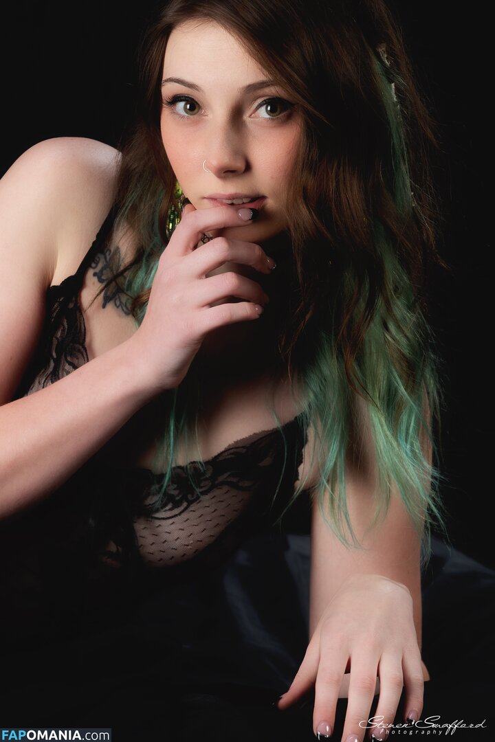 Luckicharmed / lucki.charmed Nudo OnlyFans  Foto trapelata #10