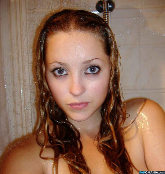 Lucy Collett / Lucy Vixen / Lucyv / lucyvixen Nudo OnlyFans  Foto trapelata #10