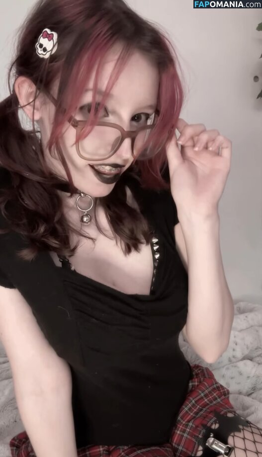 LunarStarshine / LunarSunshine / luna_sunshine_official / lunasunshine420 Nudo OnlyFans  Foto trapelata #3