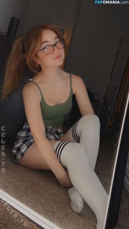 Lyssaurora / https: Nudo OnlyFans  Foto trapelata #339