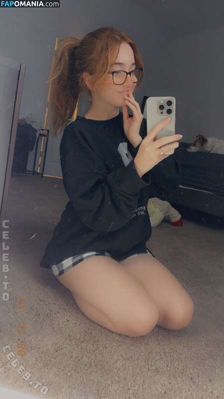 Lyssaurora / https: Nudo OnlyFans  Foto trapelata #368