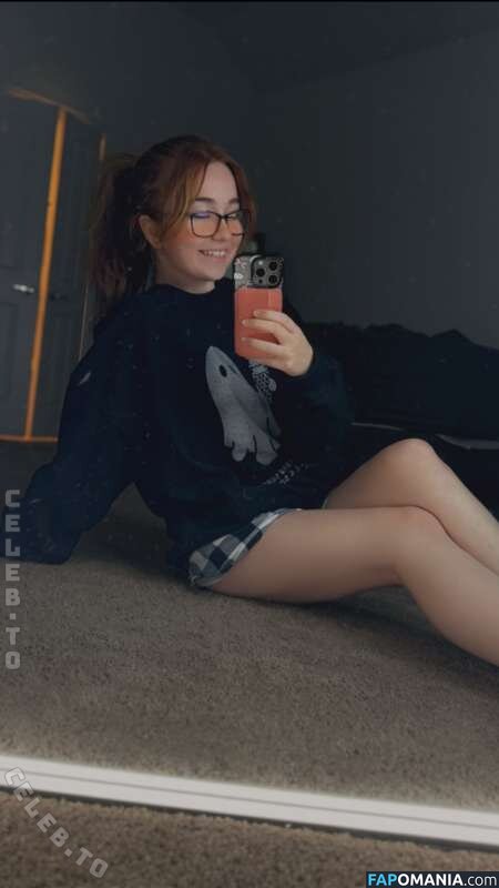 Lyssaurora / https: Nudo OnlyFans  Foto trapelata #369