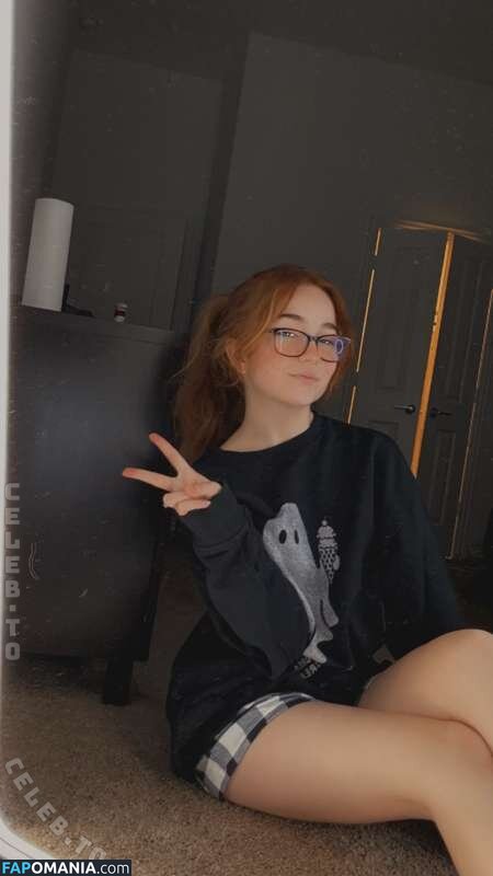 Lyssaurora / https: Nudo OnlyFans  Foto trapelata #379