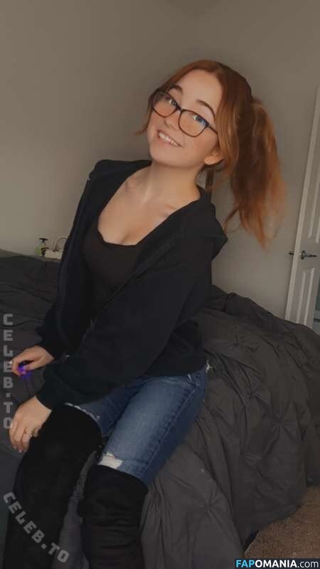 Lyssaurora / https: Nudo OnlyFans  Foto trapelata #384