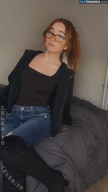Lyssaurora / https: Nudo OnlyFans  Foto trapelata #394