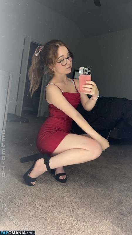 Lyssaurora / https: Nudo OnlyFans  Foto trapelata #411