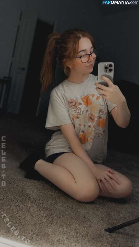 Lyssaurora / https: Nudo OnlyFans  Foto trapelata #421