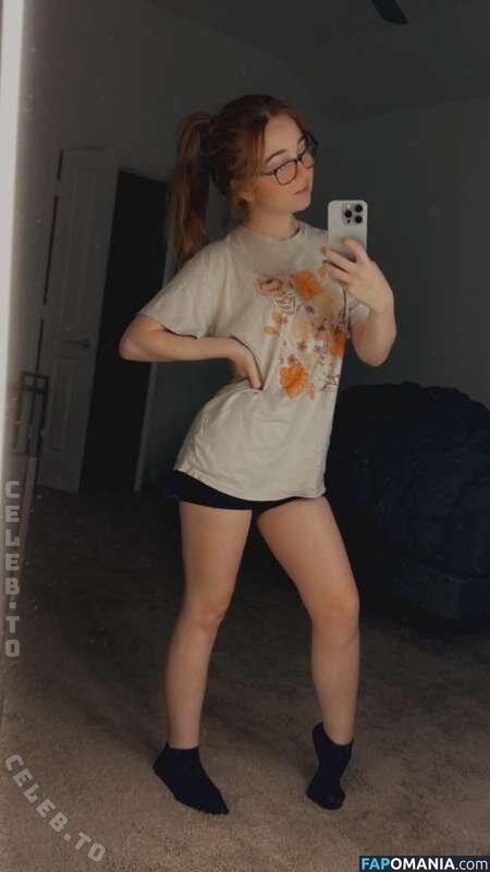Lyssaurora / https: Nudo OnlyFans  Foto trapelata #431