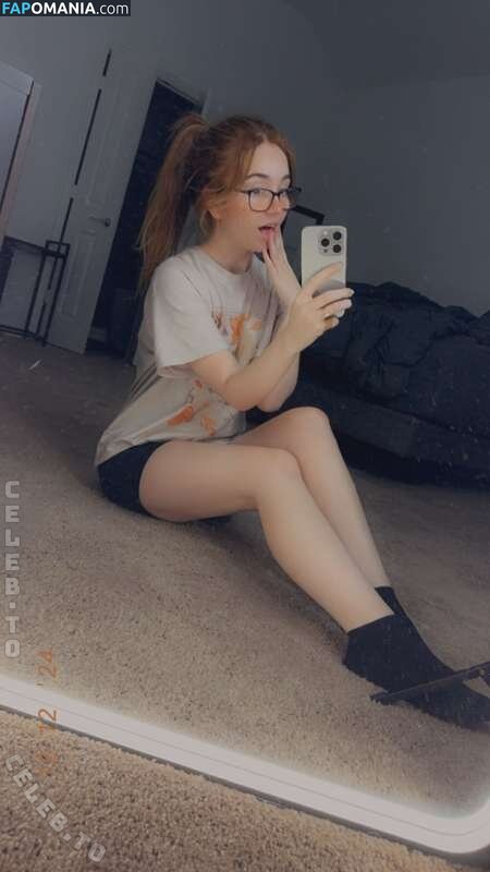 Lyssaurora / https: Nudo OnlyFans  Foto trapelata #432