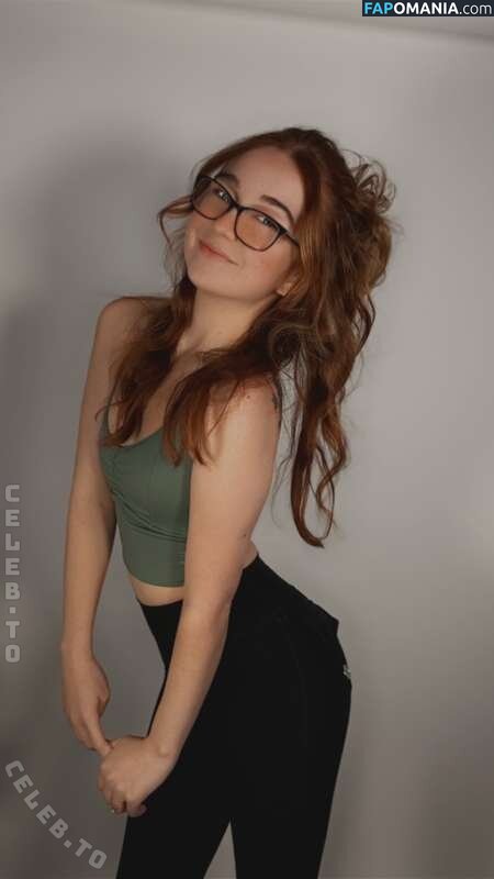 Lyssaurora / https: Nudo OnlyFans  Foto trapelata #511