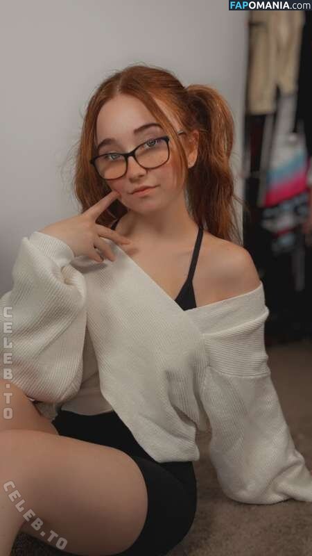 Lyssaurora / https: Nudo OnlyFans  Foto trapelata #538