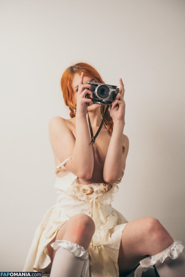 ellie_grau / m0llb / mamad0ll / mollb_cosplay Nudo OnlyFans  Foto trapelata #28