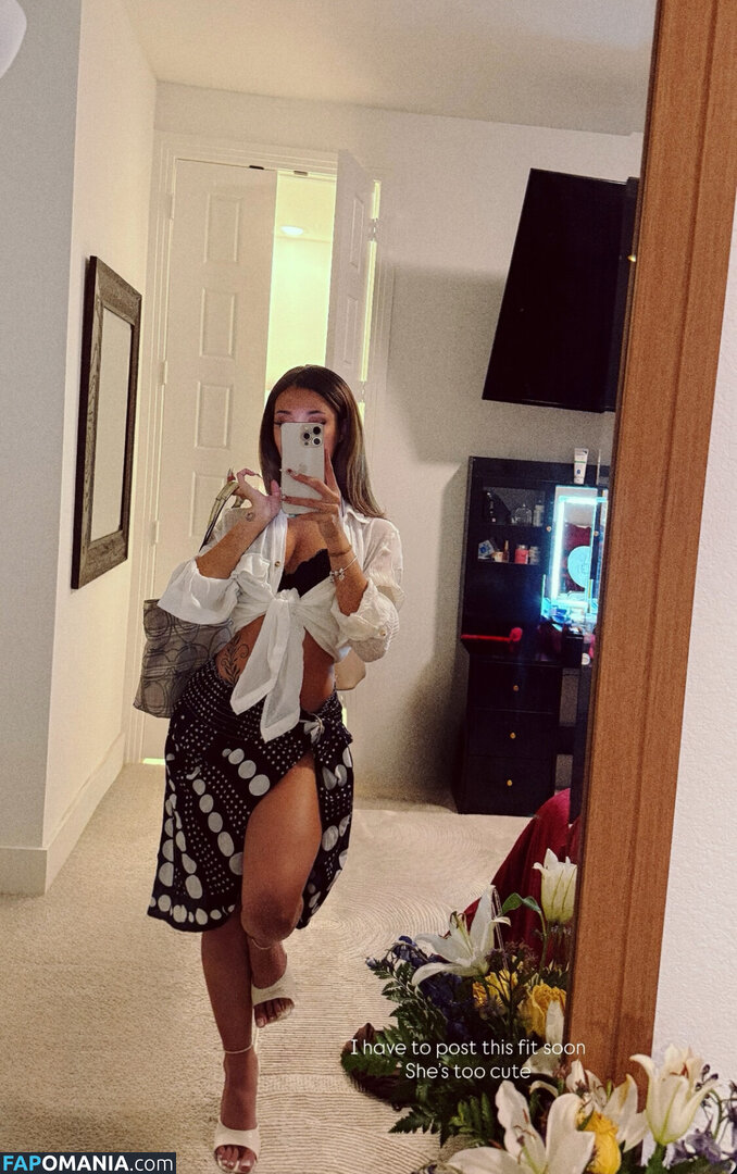 m1a_.r4ven / miaraven Nudo OnlyFans  Foto trapelata #1