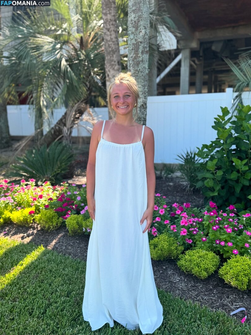 maci-carter / macimccarley Nudo OnlyFans  Foto trapelata #7